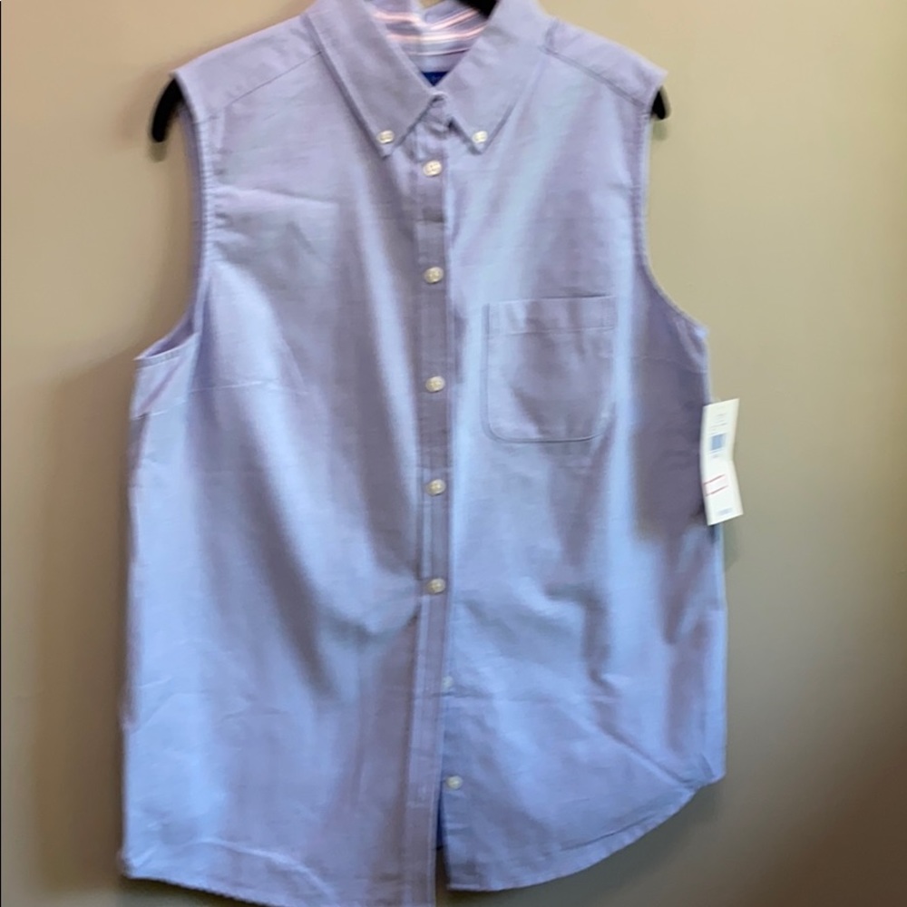 Karen Scott sleeveless shirt size (L)